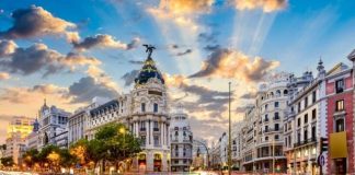 Cẩm nang du lịch thủ đô Madrid Tây Ban Nha chi tiết nhất